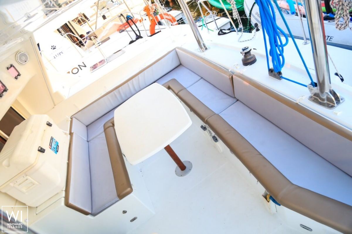 Chicote  Lagoon Catamaran Lagoon 440 Interior 9