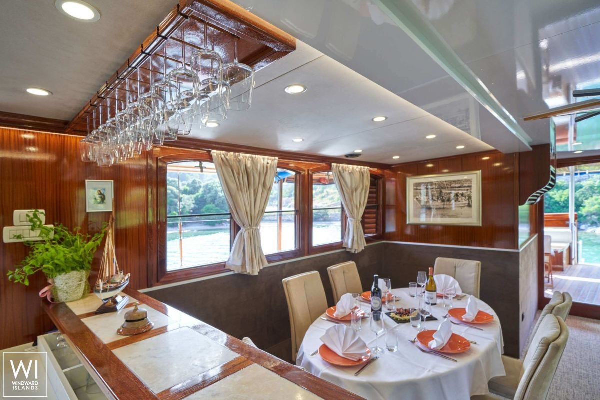 Tajna Mora  Turkish Gulet Gulet TJC 31M Interior 11