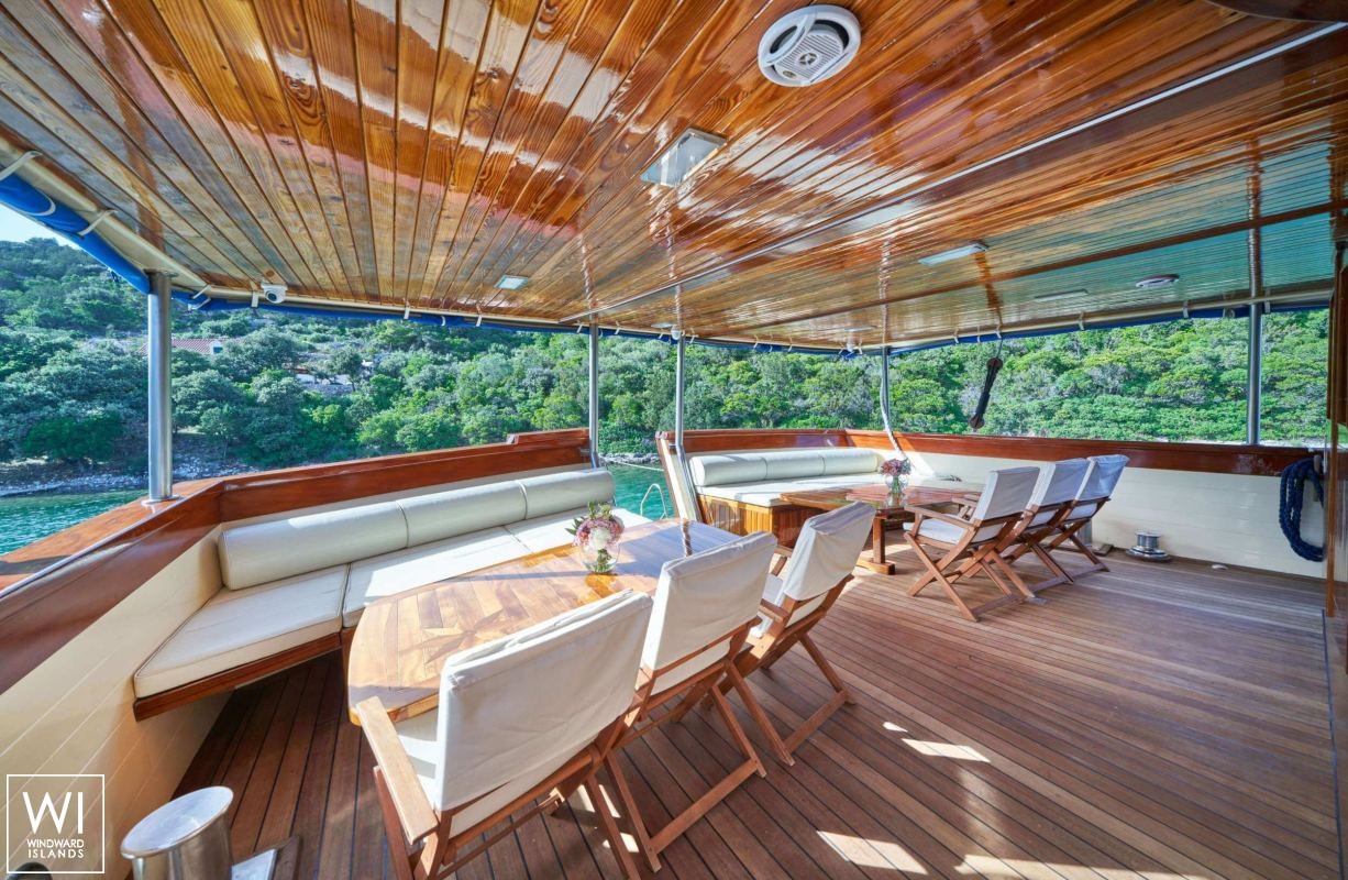 Tajna Mora  Turkish Gulet Gulet TJC 31M Interior 12