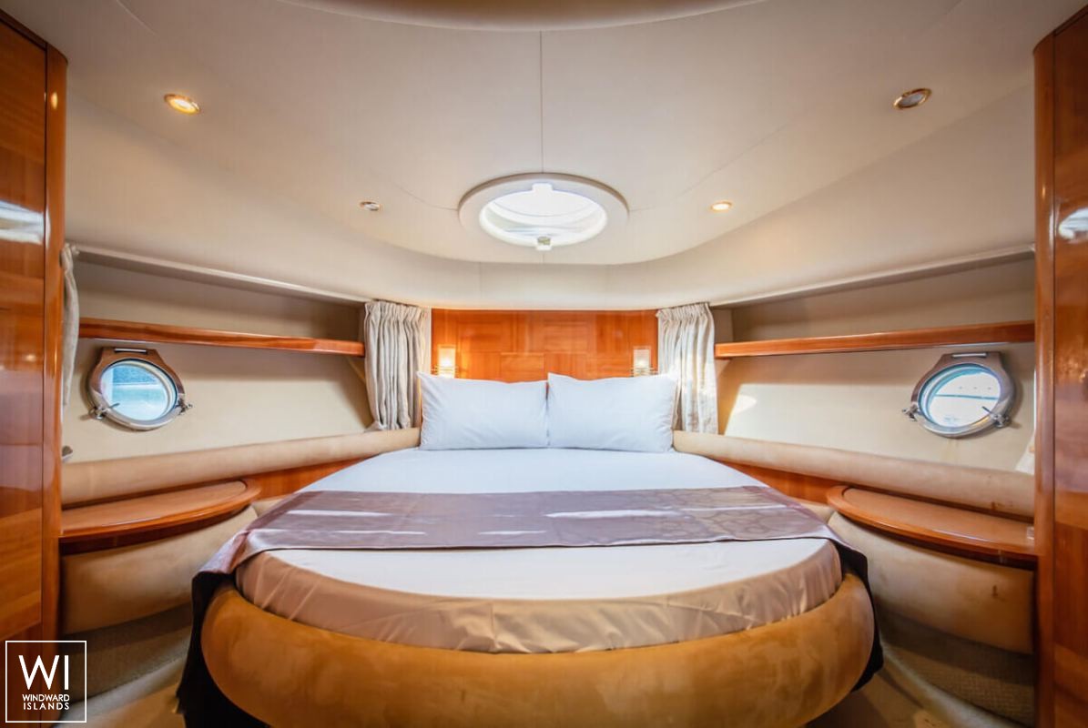  After 8  Azimut Yachts Azimut 55 Interior 8