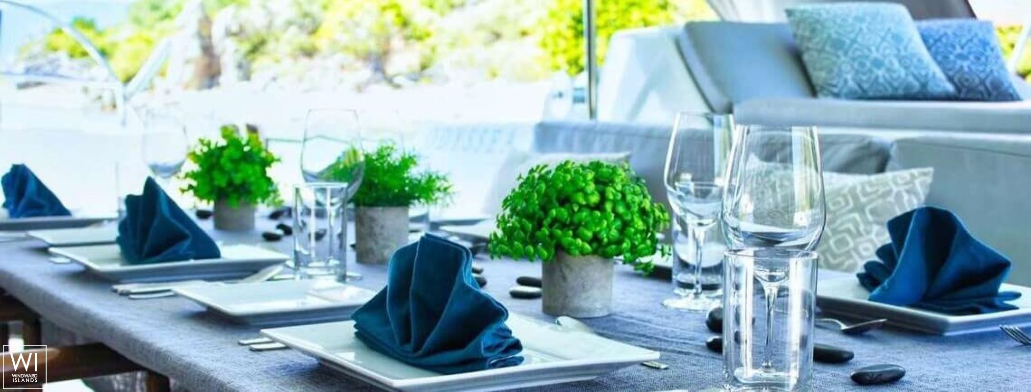 ODYSSEA  (ex SLIVOCHKA) Fountaine Pajot Sanya 57 Exterior 3