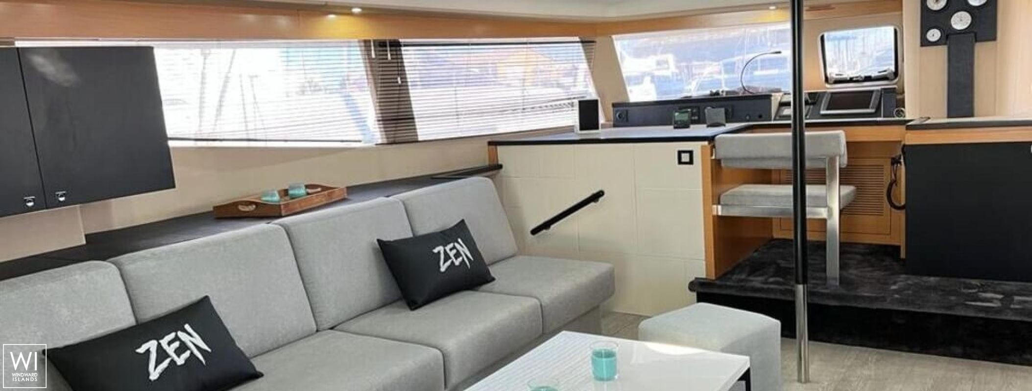 ZEN  Fountaine Pajot Sanya 57 Interior 13