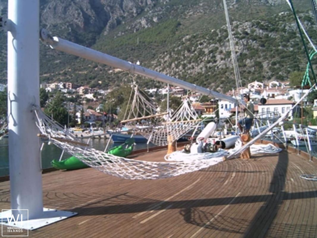 Seahorse  Turkish Gulet Gulet Scuba 30M Interior 9