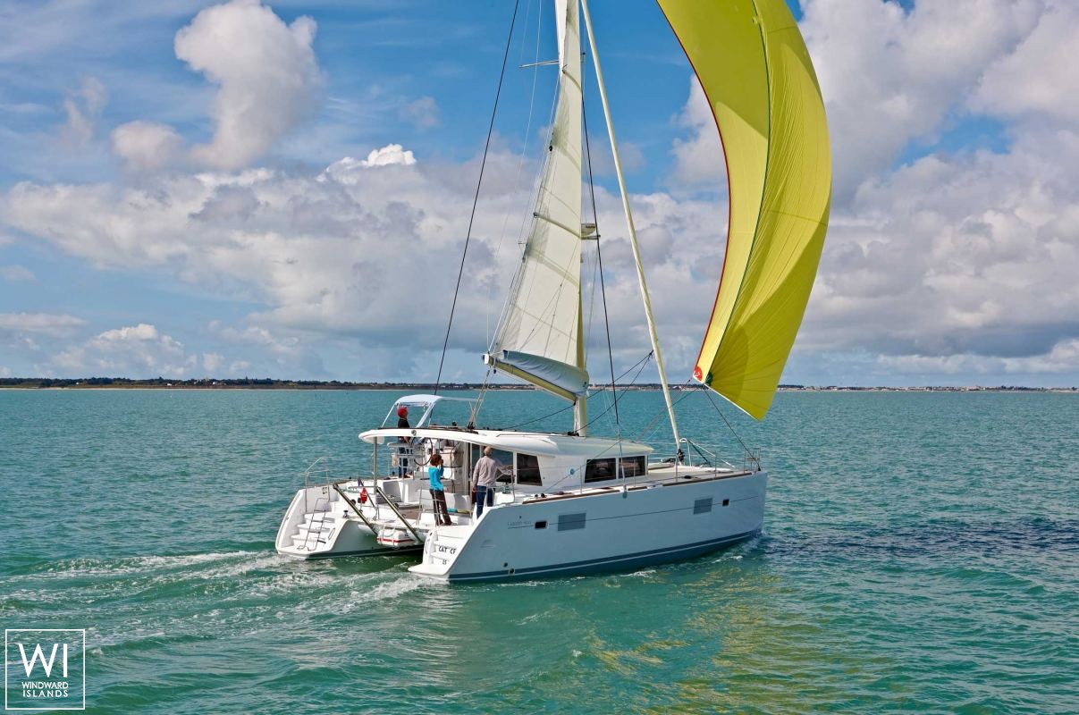 lagoon 400 yacht charter