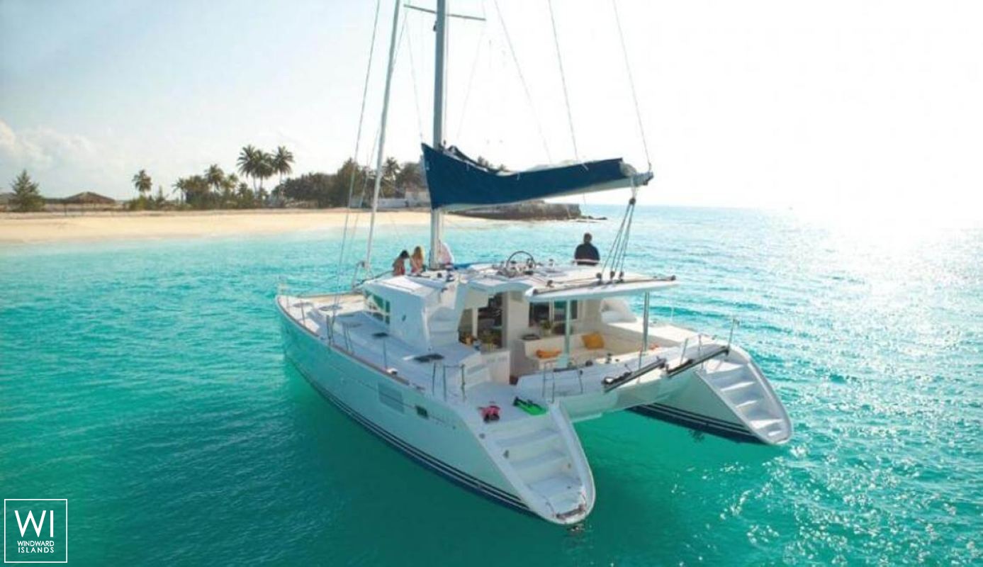 Lagoon 400 Lagoon Catamaran Exterior 3
