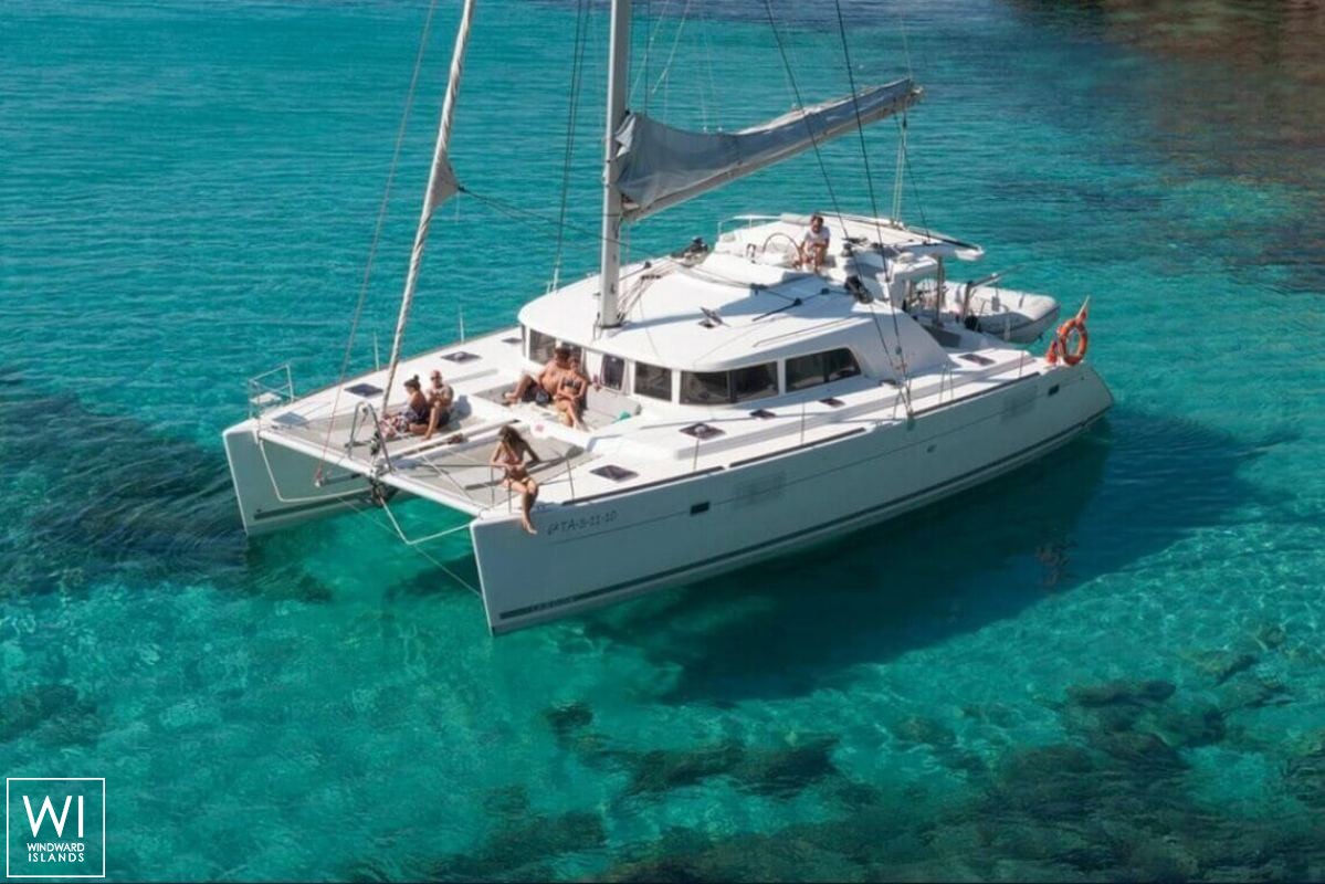 Lagoon 400 Lagoon Catamaran Exterior 2