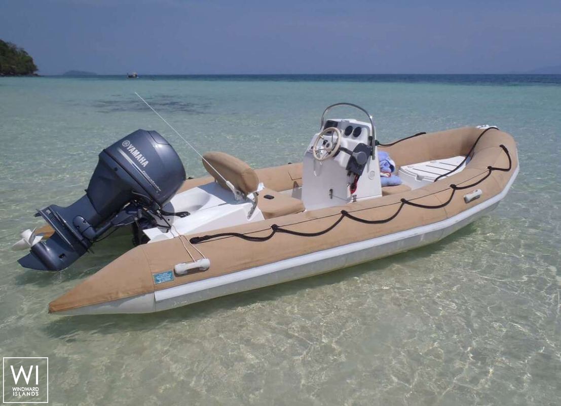 Aspiration  Nautor's Swan Yacht 86' Interior 10