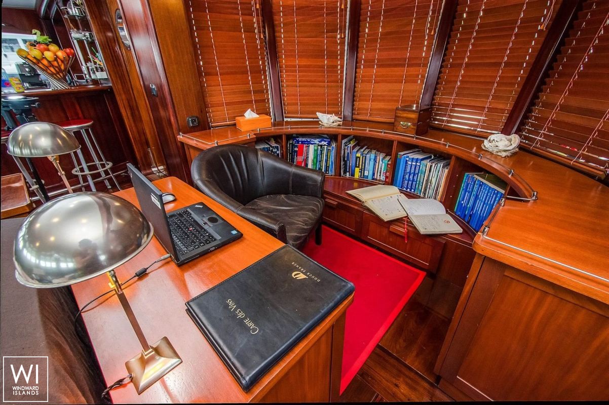 Douce France  Alu Marine Catamaran 42M Interior 12