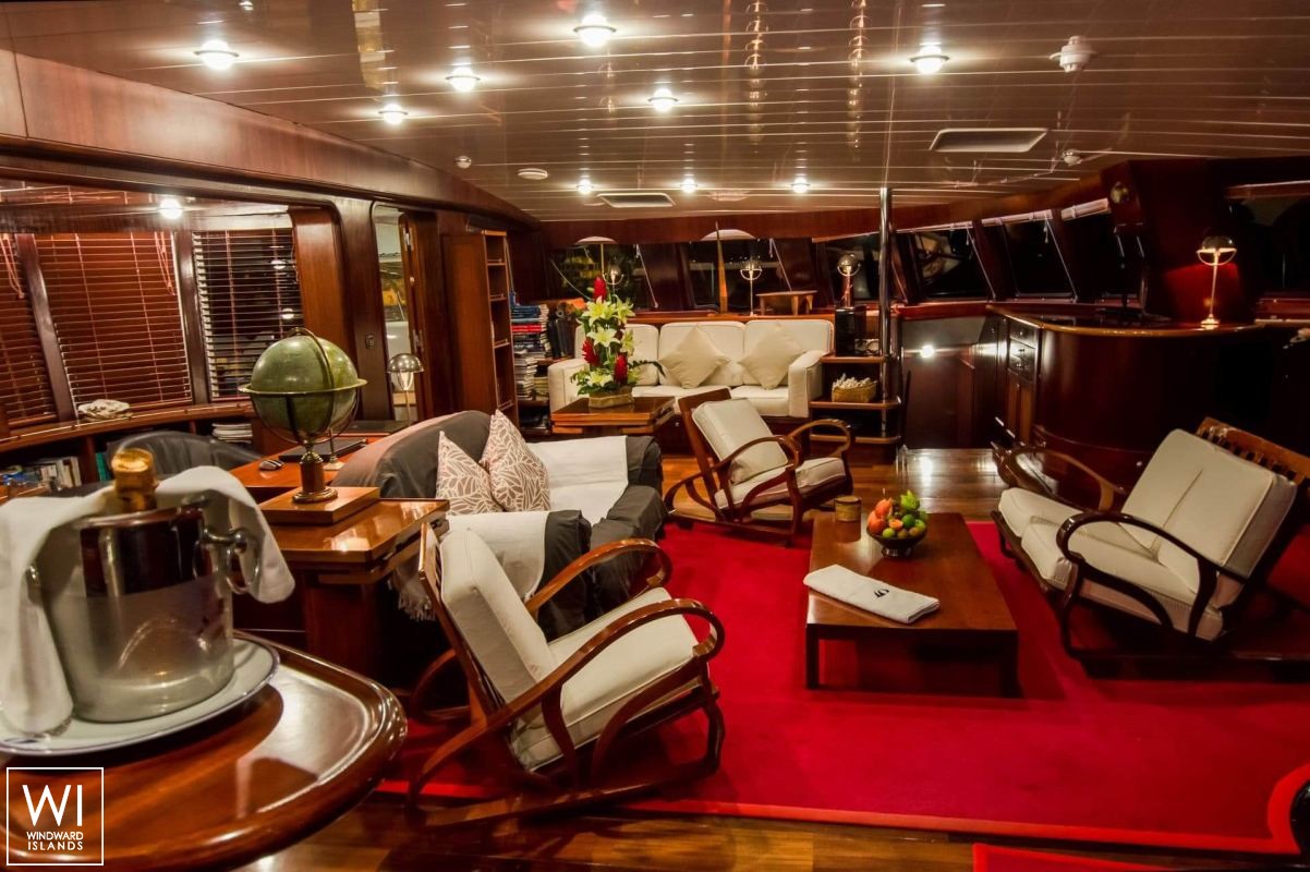 Douce France  Alu Marine Catamaran 42M Interior 15