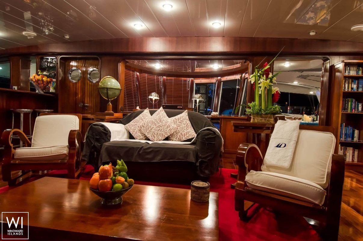 Douce France  Alu Marine Catamaran 42M Interior 16