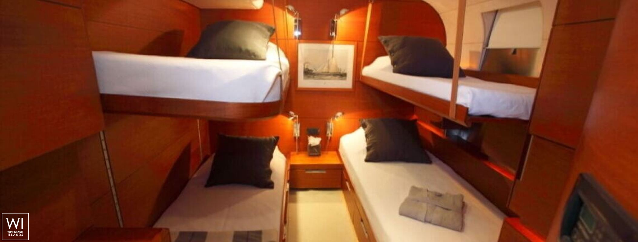 ATTIMO  CMN Sloop 31M Interior 9