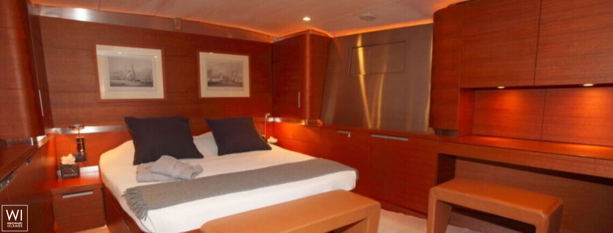 ATTIMO  CMN Sloop 31M Interior 10