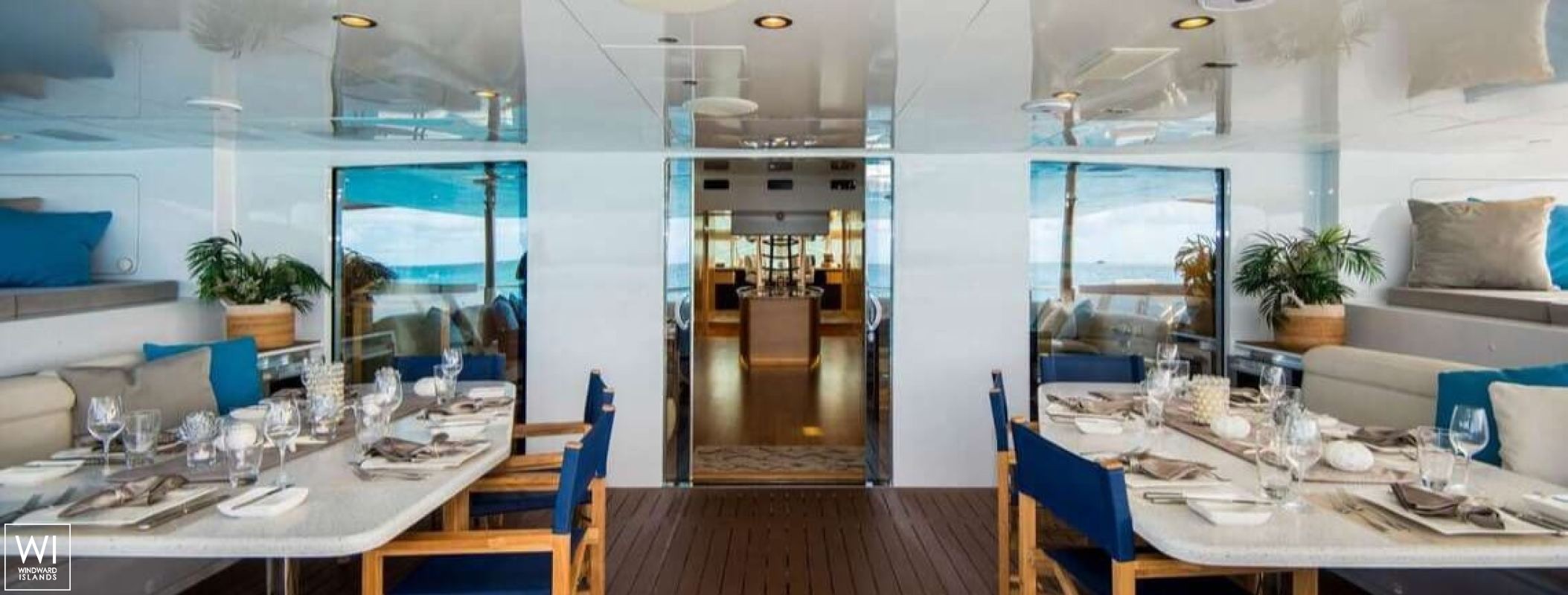 Bella Vita (ex Necker Belle) CMN Catamaran 32M Interior 1