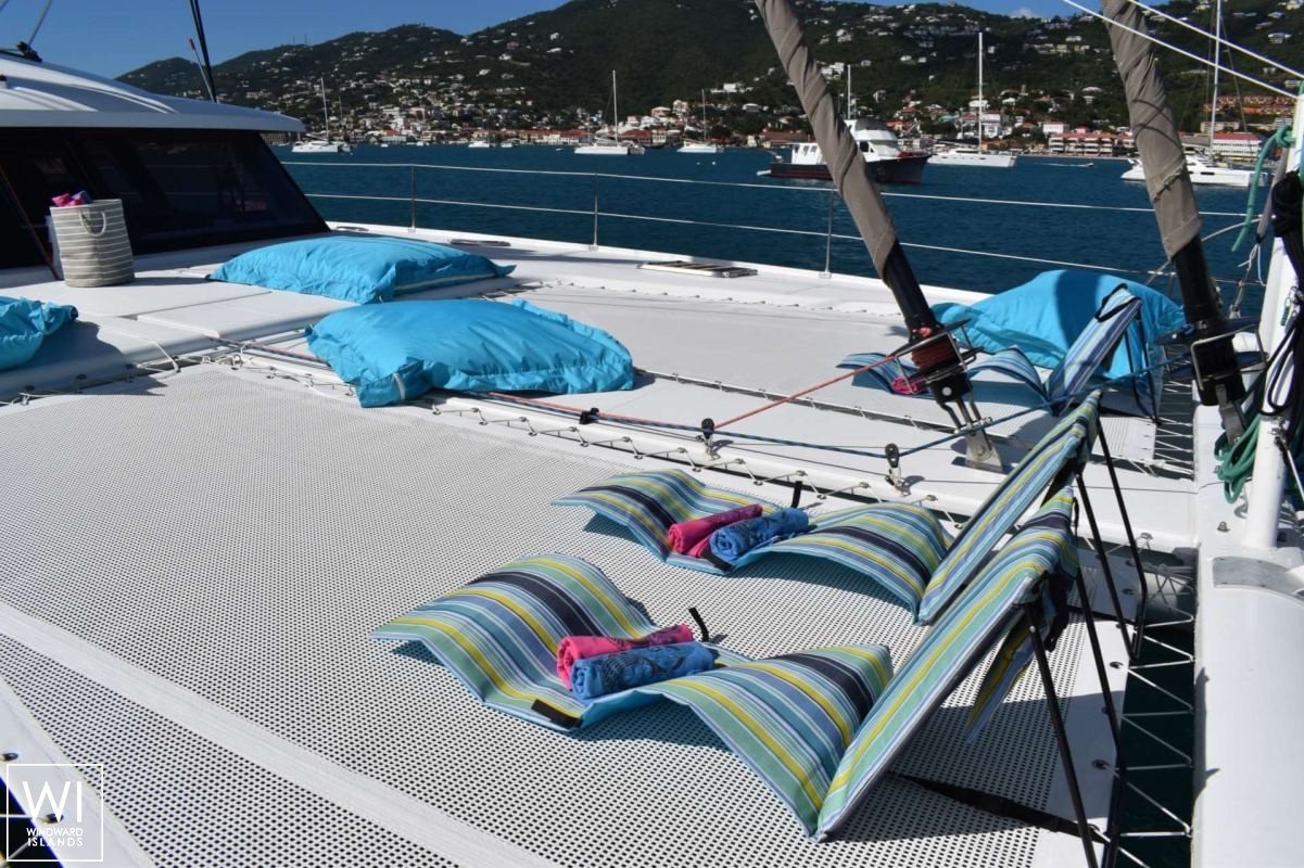 LIR  Fountaine Pajot Victoria 67' Exterior 13