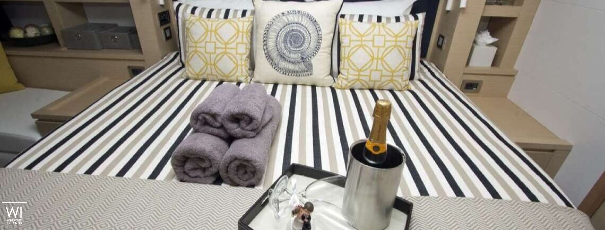 Nenne  Fountaine Pajot Victoria 67' Interior 13