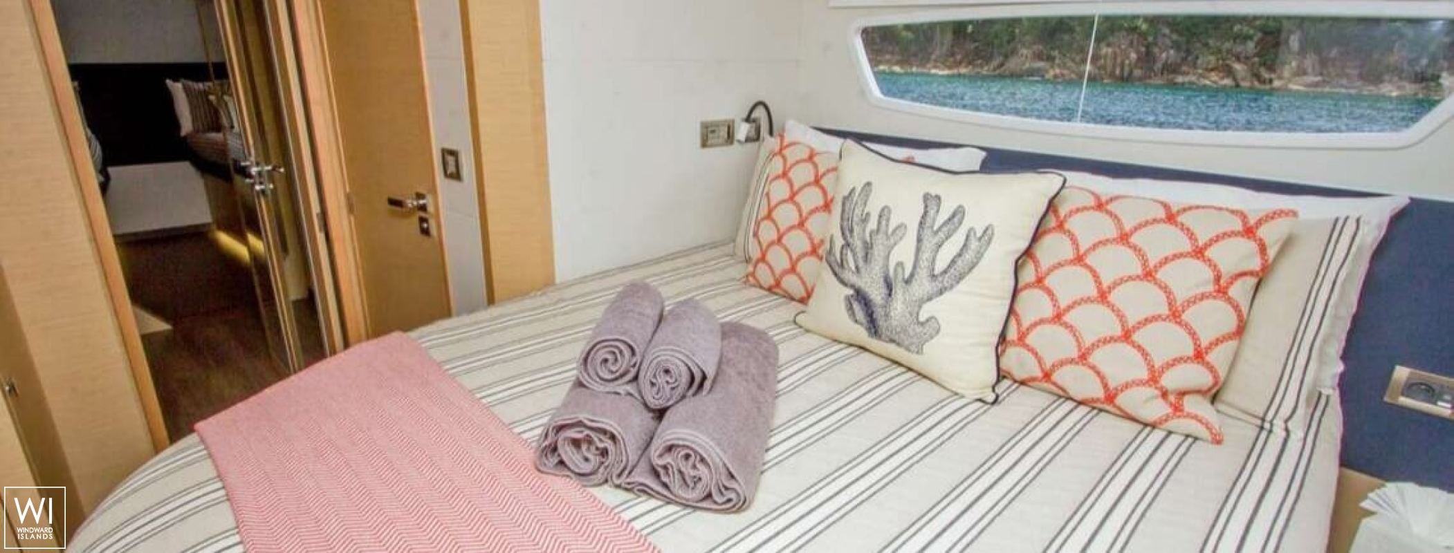 Nenne  Fountaine Pajot Victoria 67' Interior 14