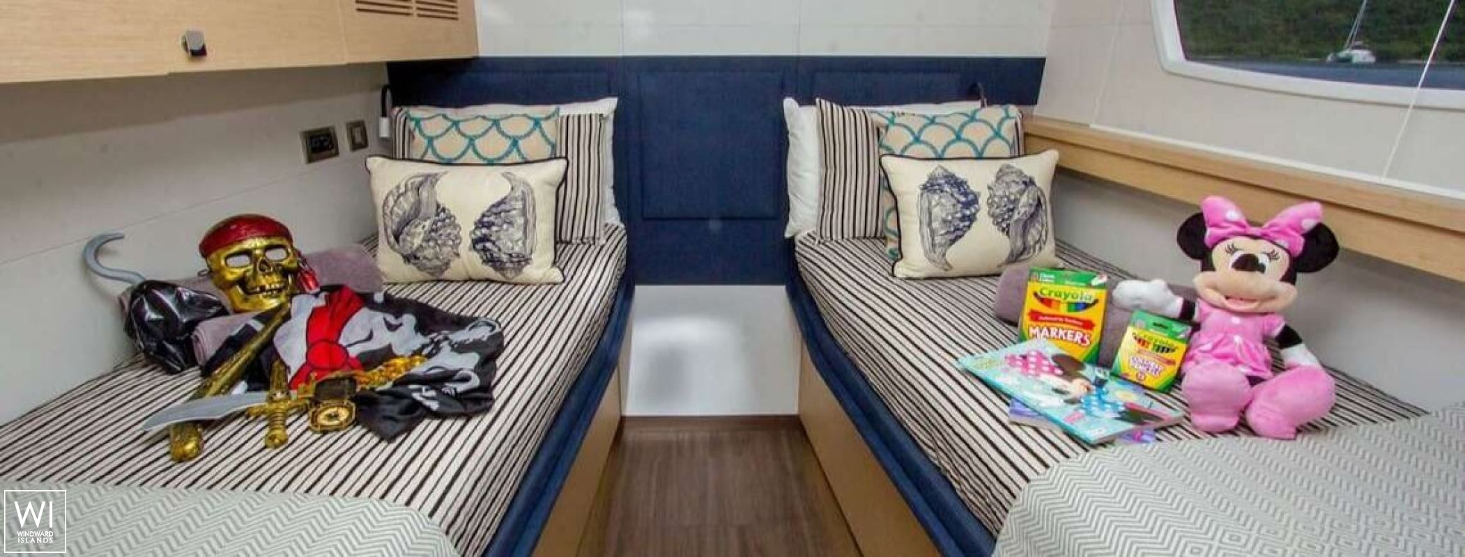Nenne  Fountaine Pajot Victoria 67' Interior 16