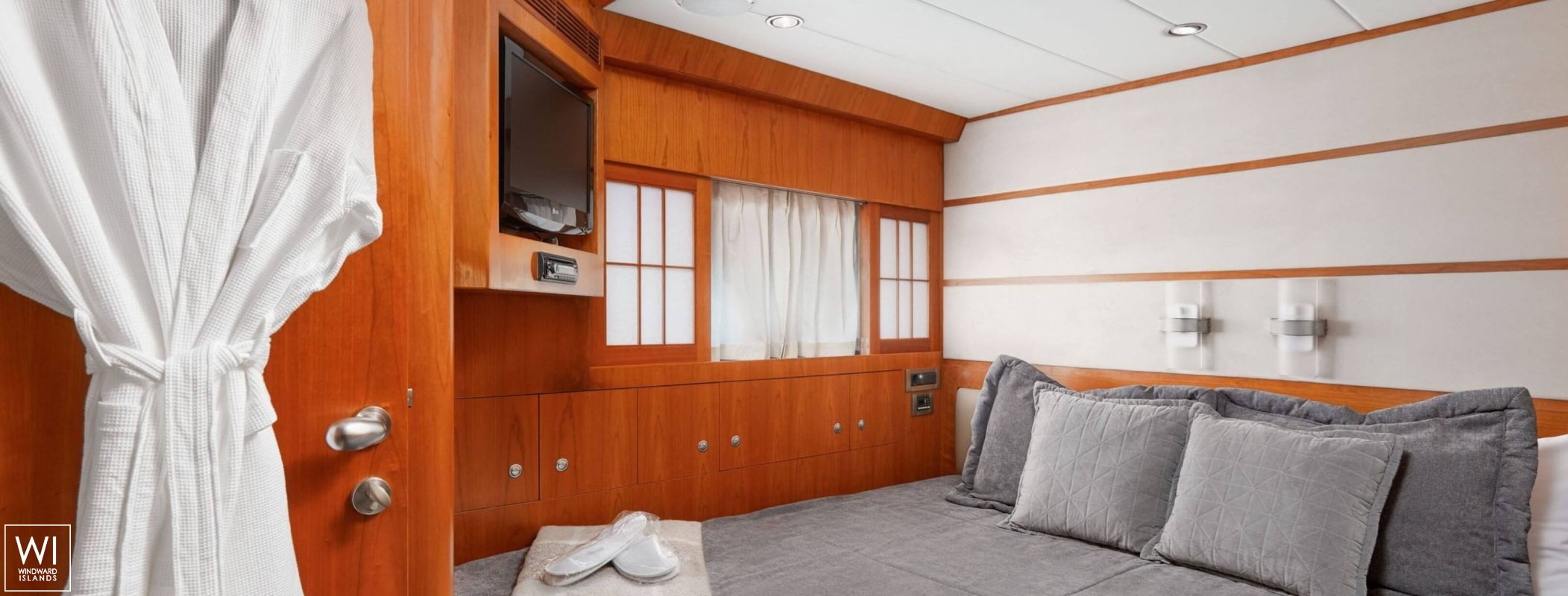 Annabel II  Horizon Horizon 97 Interior 27