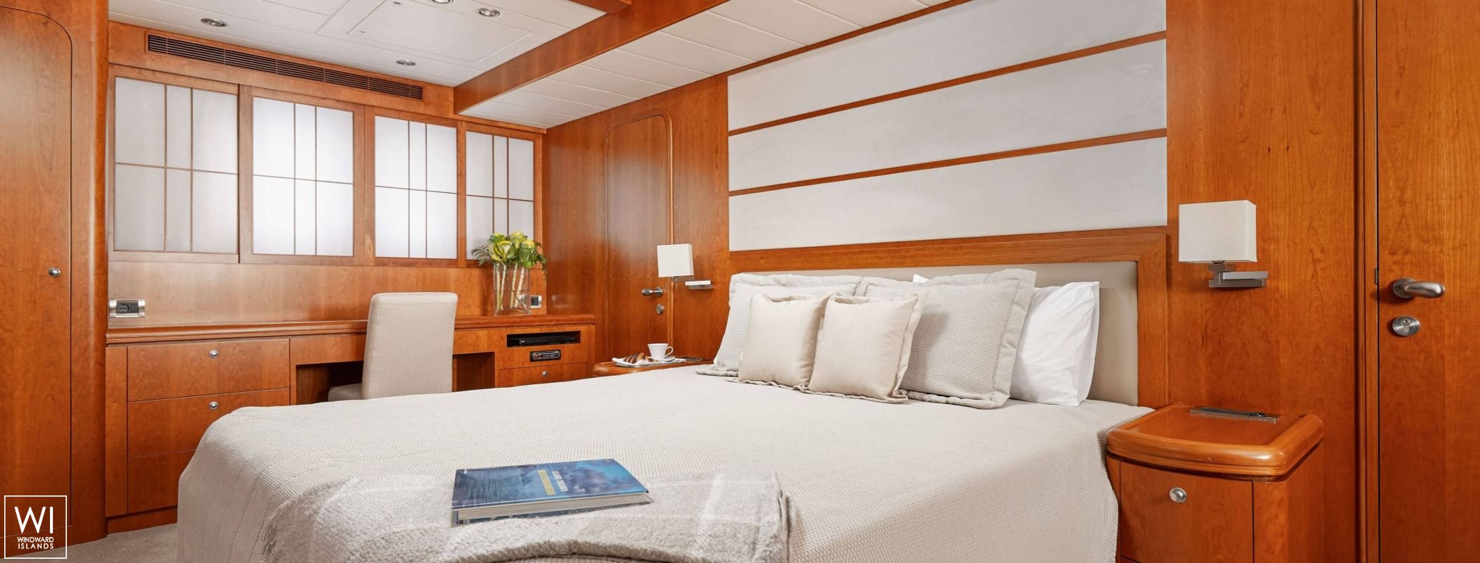 Annabel II  Horizon Horizon 97 Interior 21