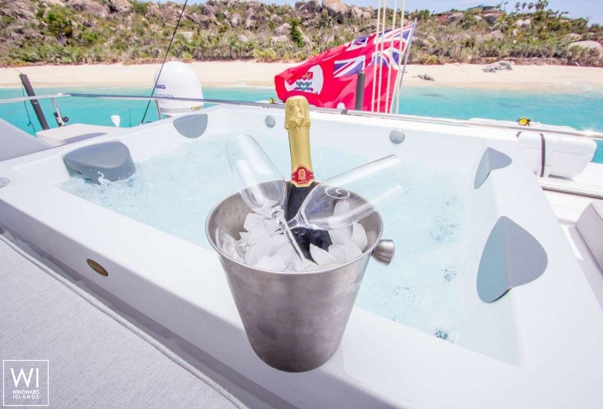 ORION  Sunreef Yachts Sail 74' Interior 12