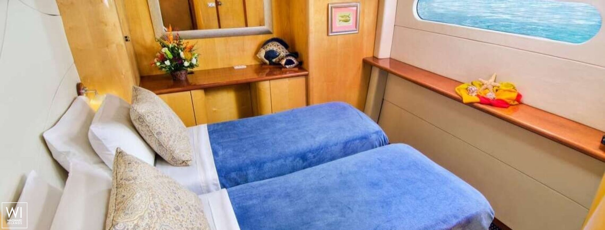 Zingara  Matrix Catamaran Silhouette 76' Interior 12