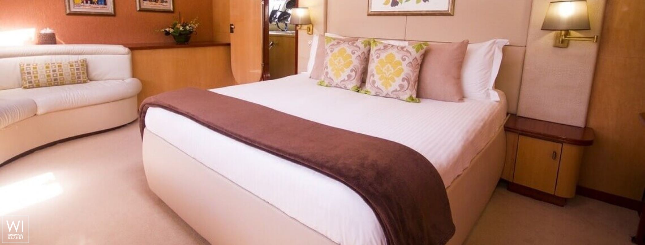 Kings Ransom  Matrix Catamaran Silhouette 76' Interior 17