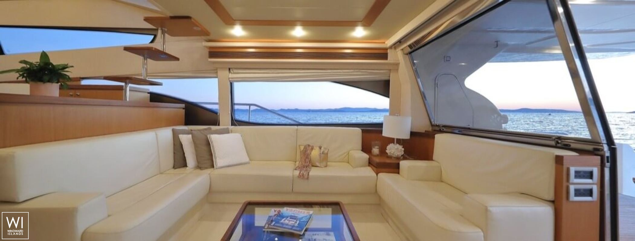 DOMINIQUE  Ferretti Yacht 680 Interior 1