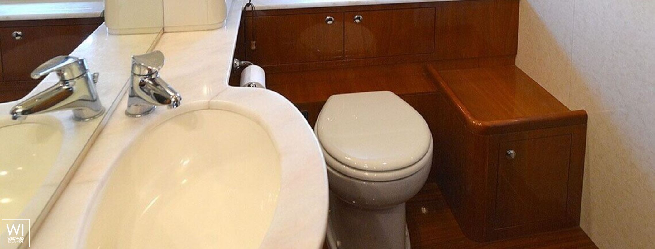 Mary  Ferretti Yacht 680 Interior 10