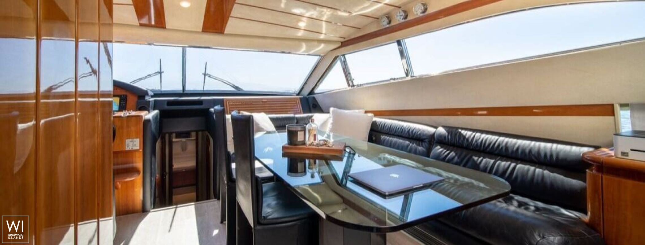Simply Brilliant  Ferretti Yacht 680 Interior 15