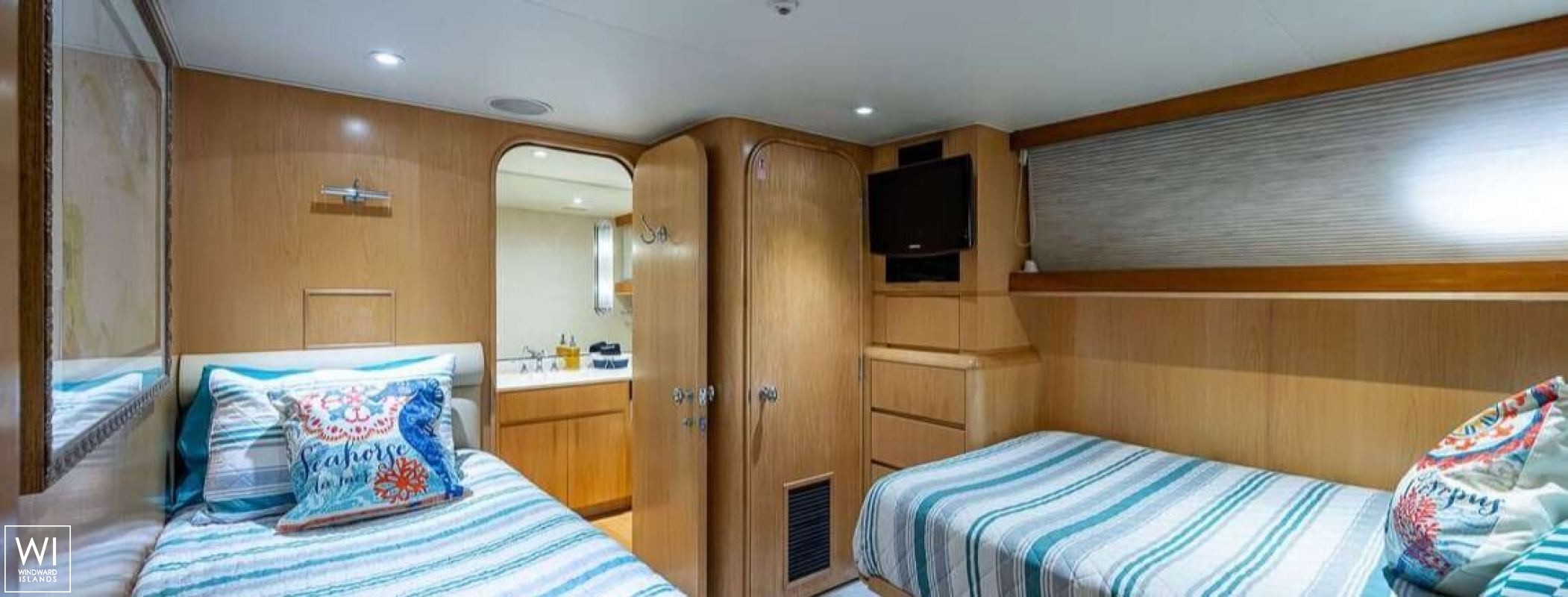 DENISE ROSE  Broward Marine Yacht 33m Interior 1