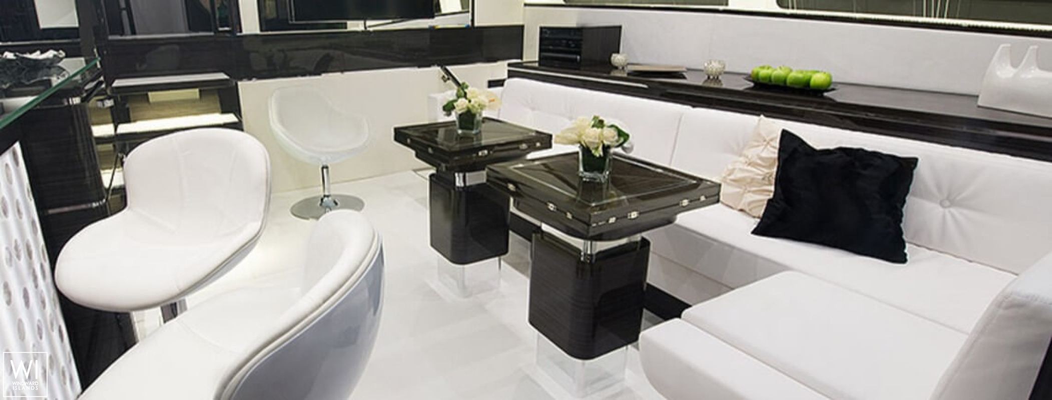 Clouds  Sunreef Yachts Power 70' Exterior 1