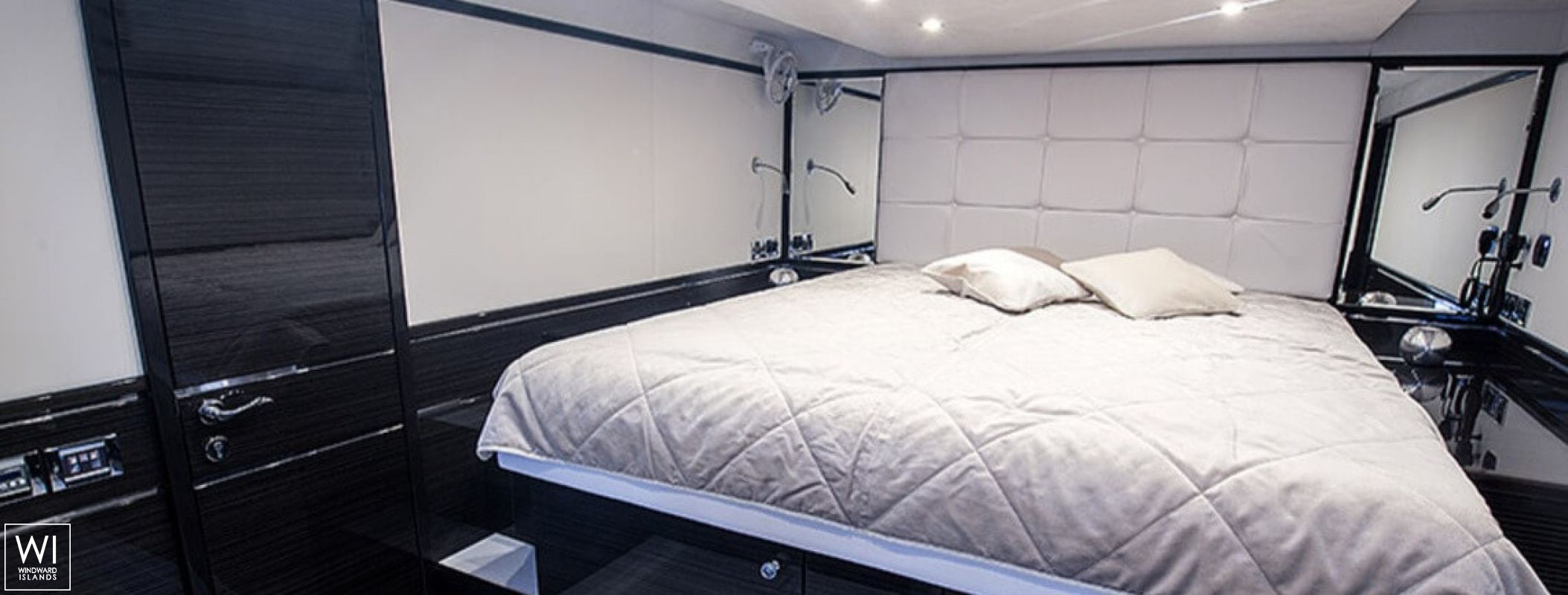 Clouds  Sunreef Yachts Power 70' Interior 1