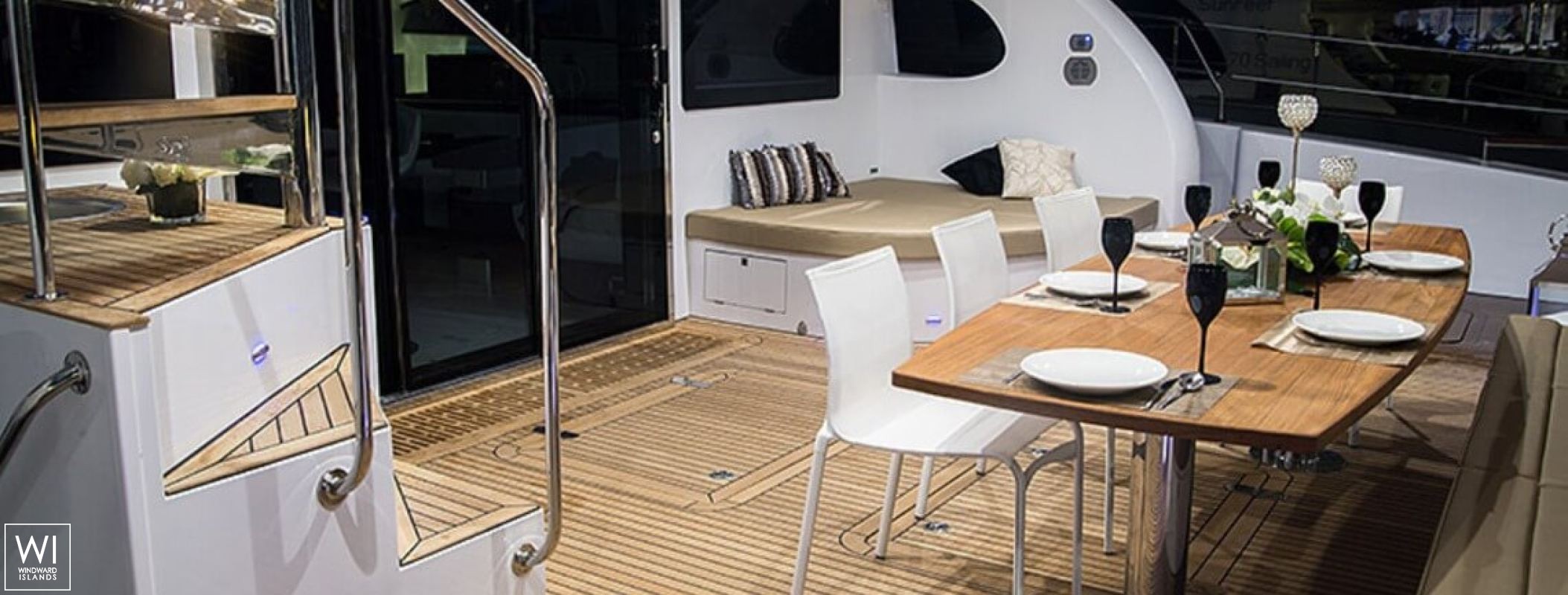 Clouds  Sunreef Yachts Power 70' Interior 1