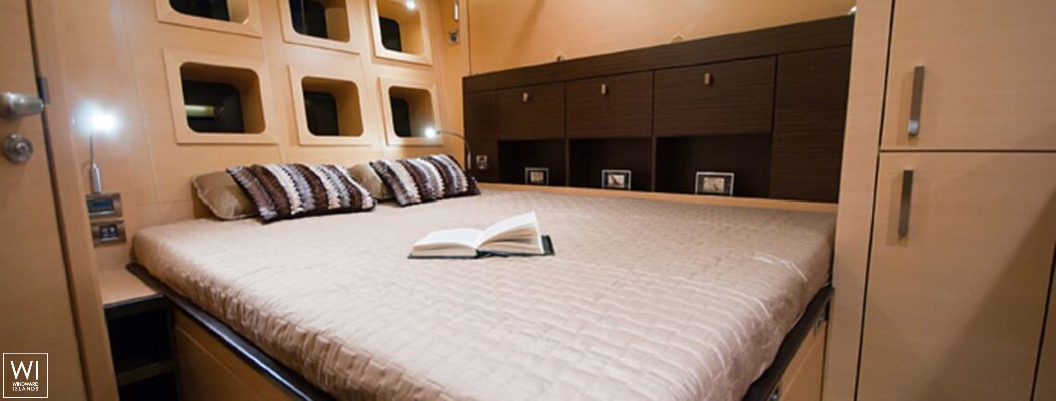 Ipharra  Sunreef Yachts Sail 102' Interior 1