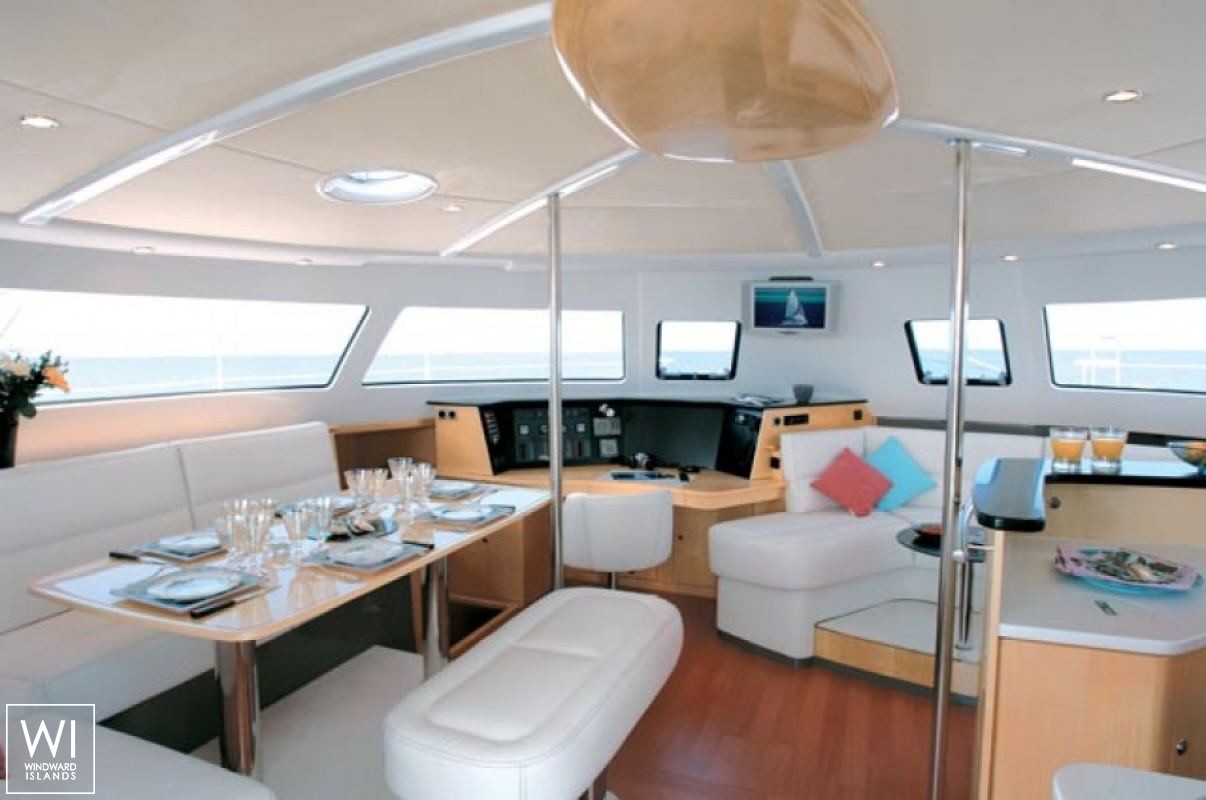 Eleuthera 60 Fountaine Pajot Interior 2