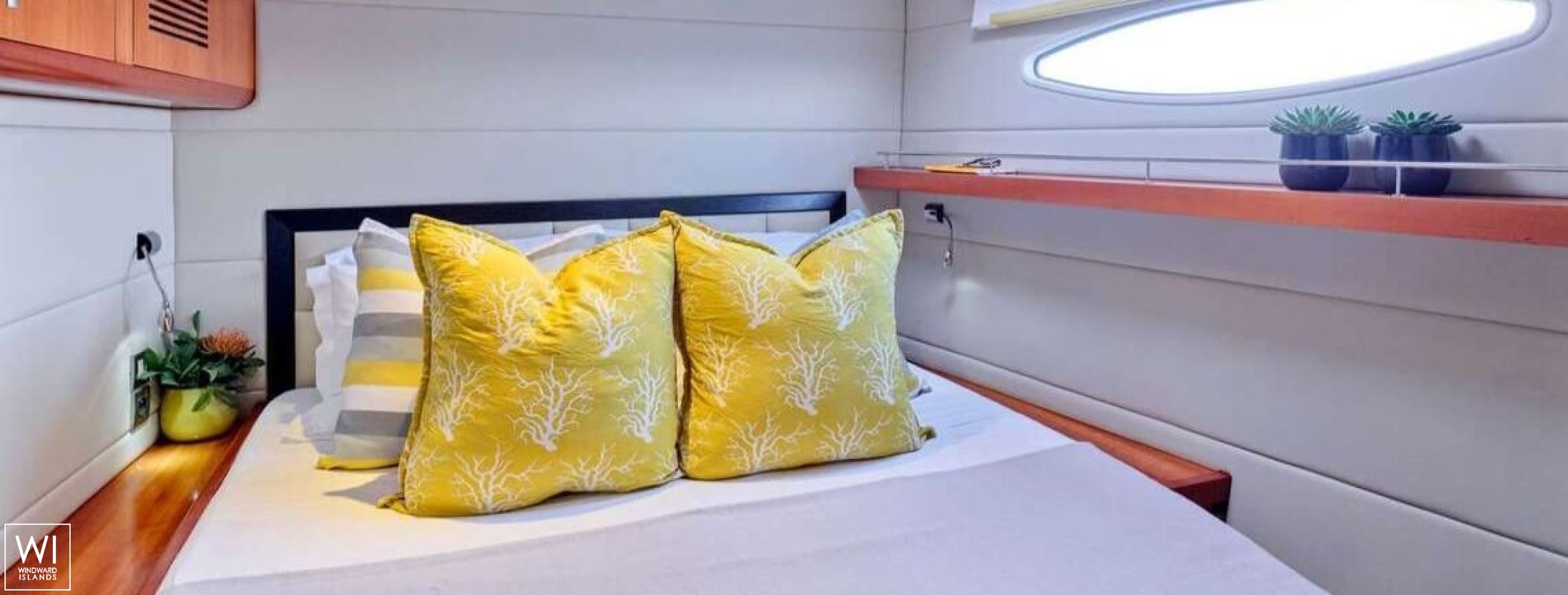 WORLD'S END  Fountaine Pajot Galathea 65 Interior 11