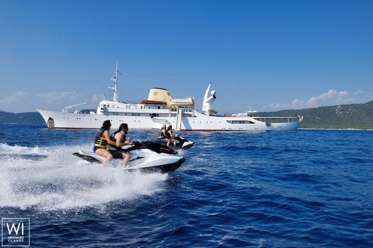 Christina O   Yacht 99M Exterior 4