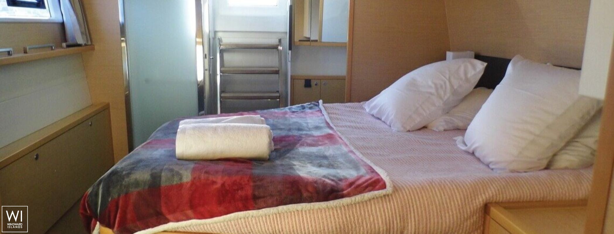 EVER III  Lagoon Catamaran Lagoon 560 Interior 1