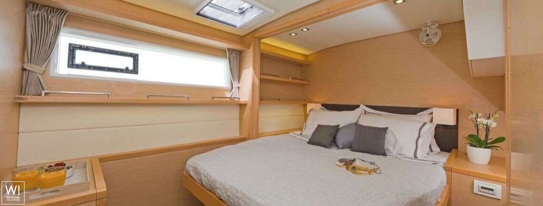 Meliti  Lagoon Catamaran Lagoon 560 Interior 1