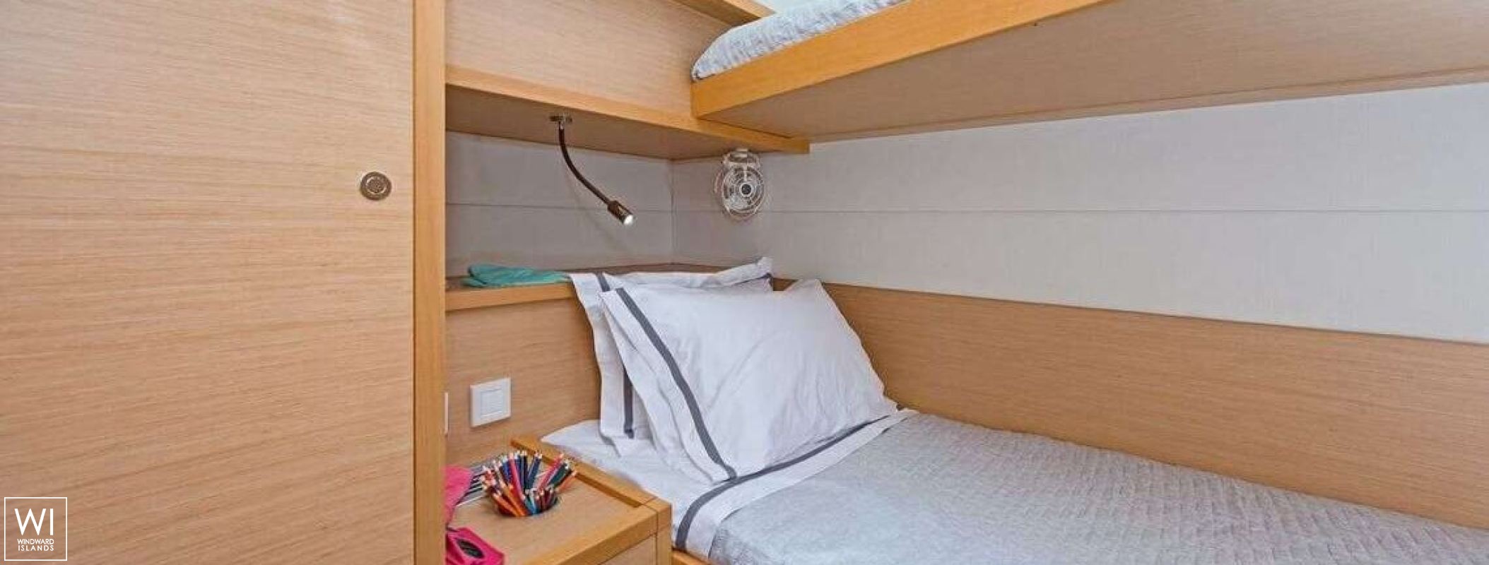 Meliti  Lagoon Catamaran Lagoon 560 Interior 1