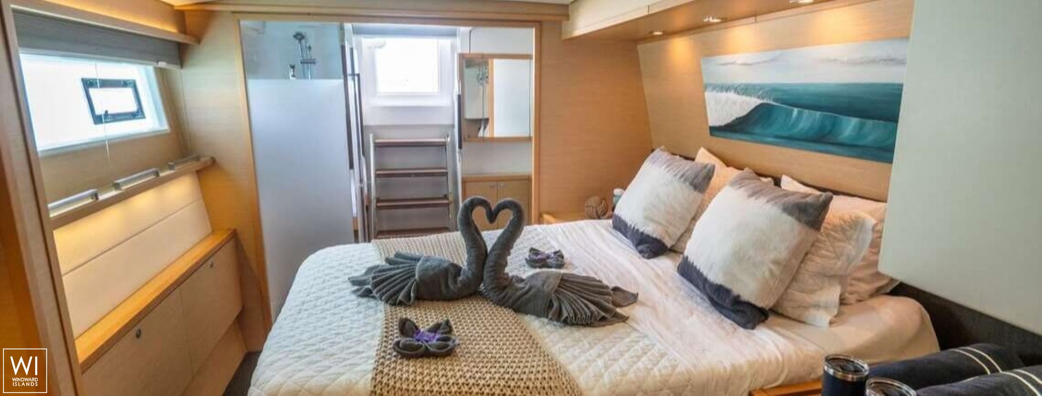 BLUEWINDS (ex Playtime) Lagoon Catamaran Lagoon 560 Interior 13