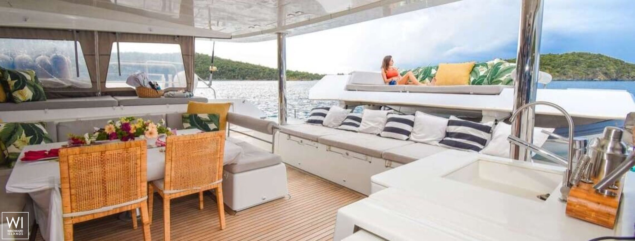 ALTESSE  Lagoon Catamaran Lagoon 560 Exterior 8