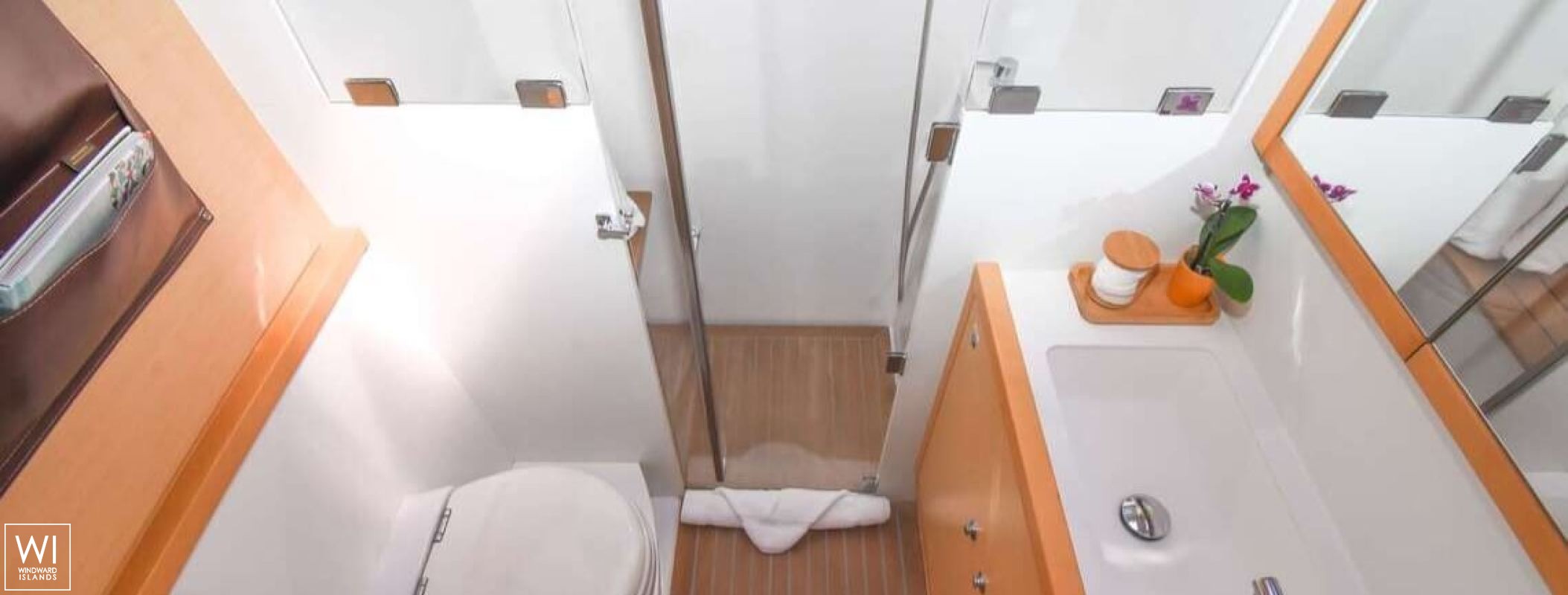 ALTESSE  Lagoon Catamaran Lagoon 560 Interior 13