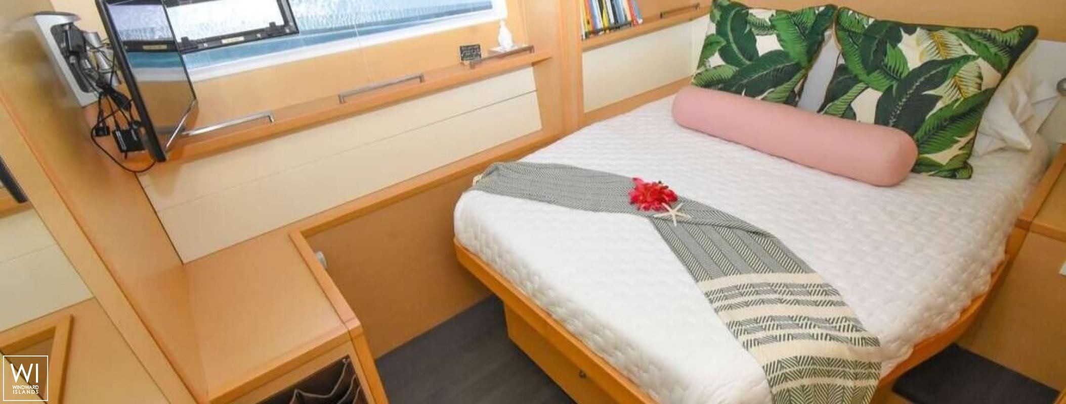 ALTESSE  Lagoon Catamaran Lagoon 560 Interior 16