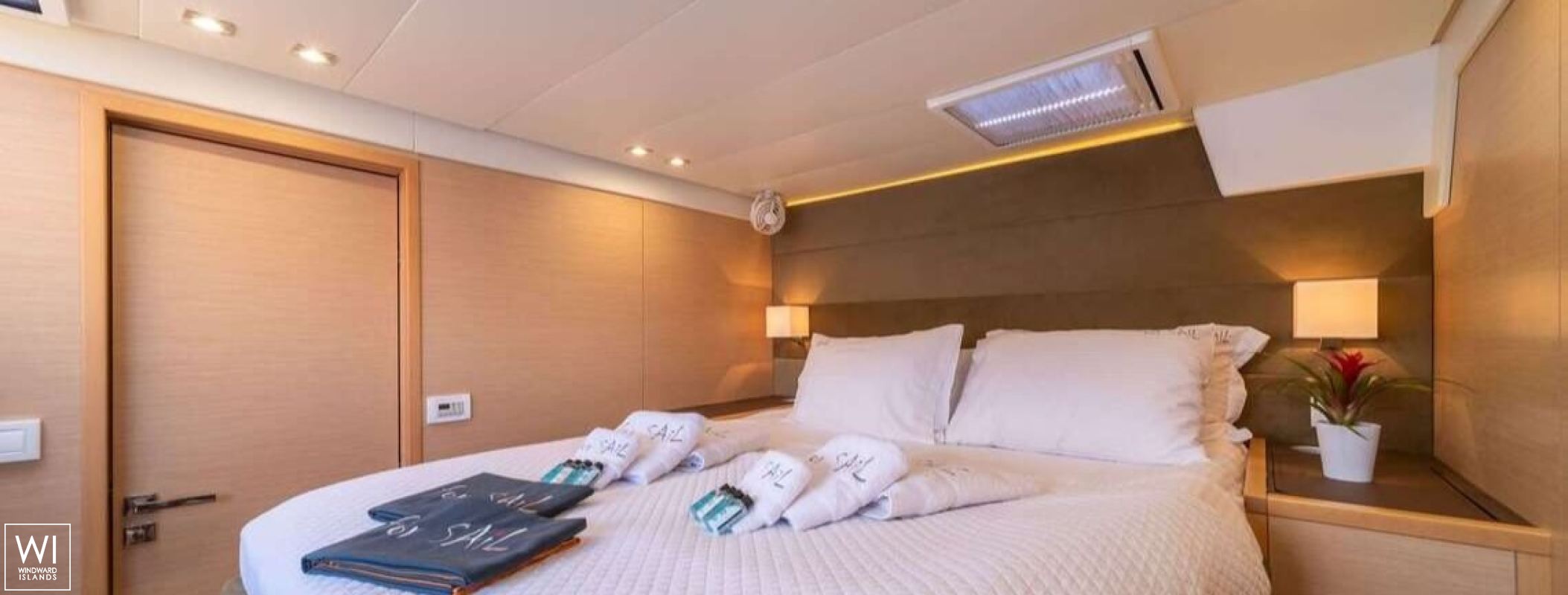 For Sail  Lagoon Catamaran Lagoon 560 Interior 13
