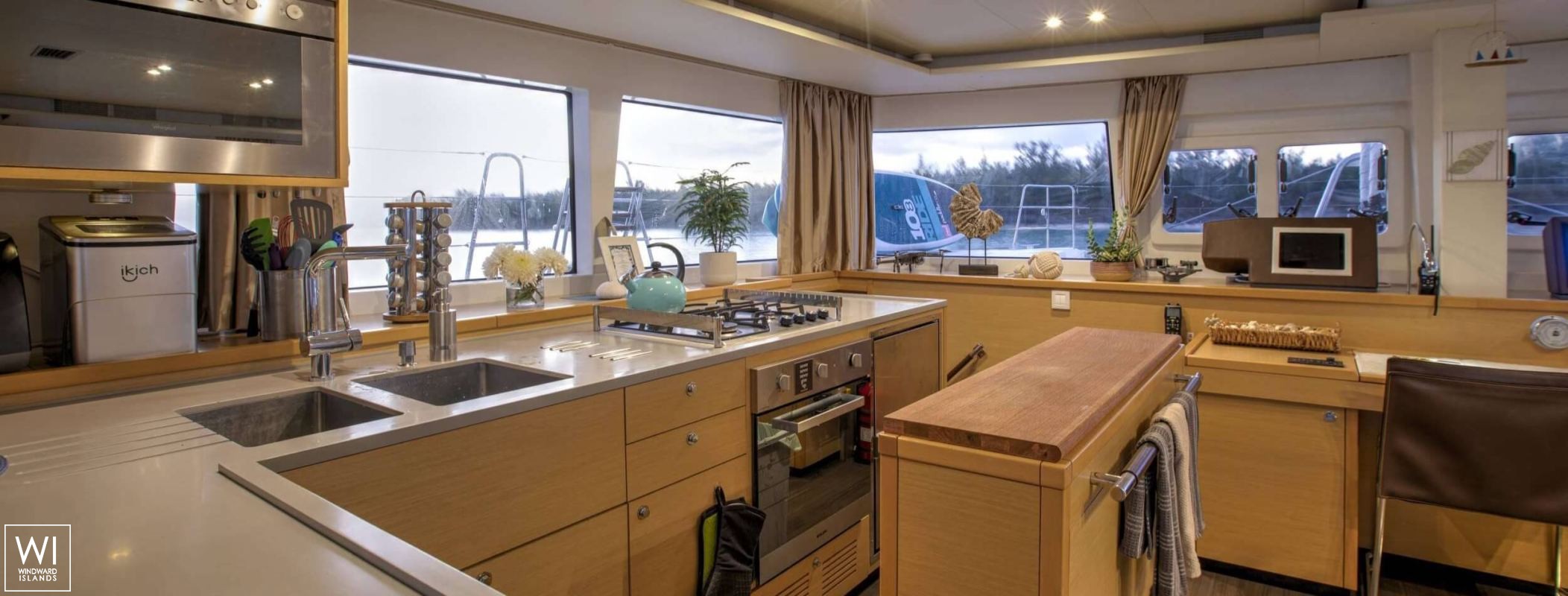 WHISPERS II  Lagoon Catamaran Lagoon 560 Interior 1