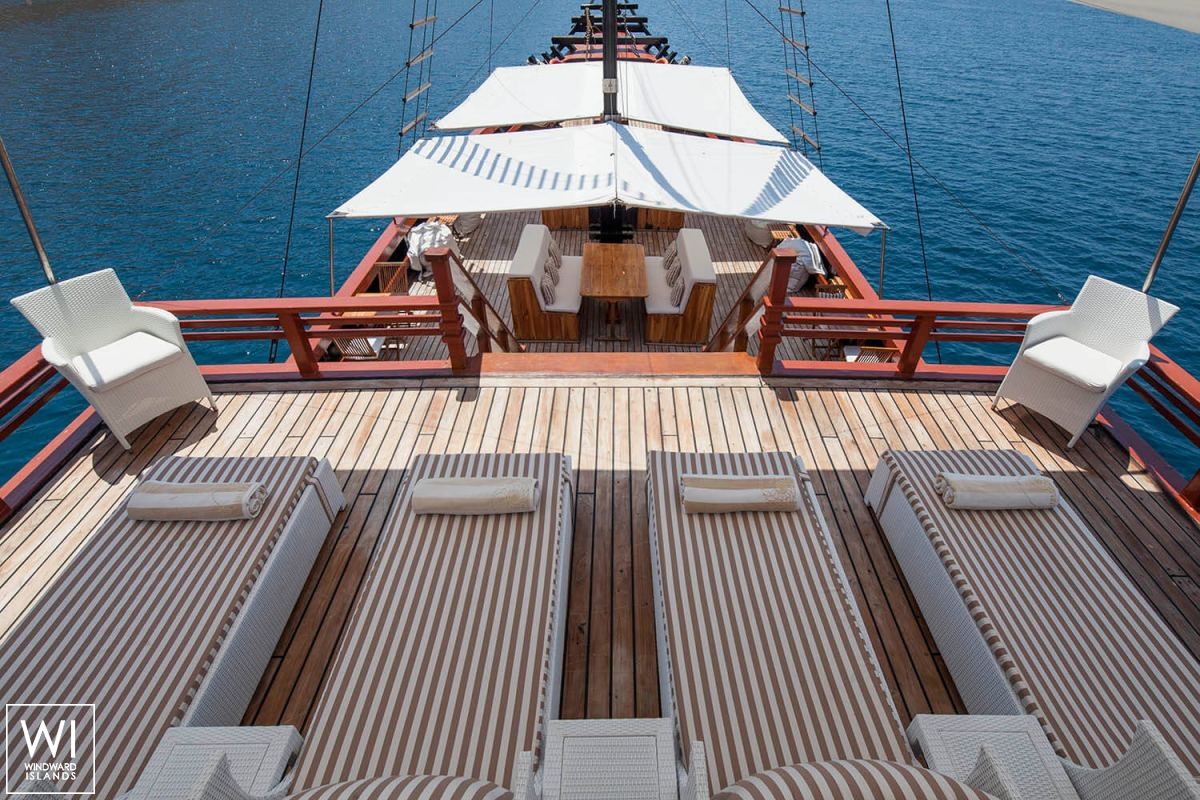 Samata   Ketch  42M Exterior 5