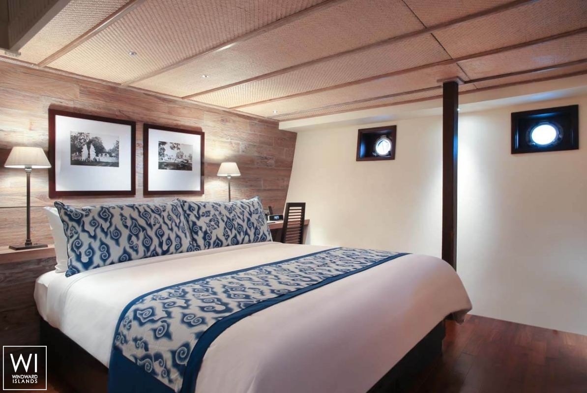Alila Purnama   Yacht 46M Interior 5
