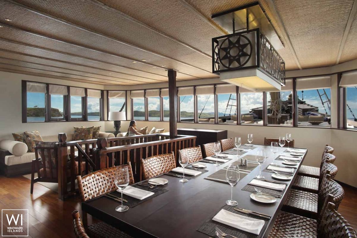 Alila Purnama   Yacht 46M Interior 18