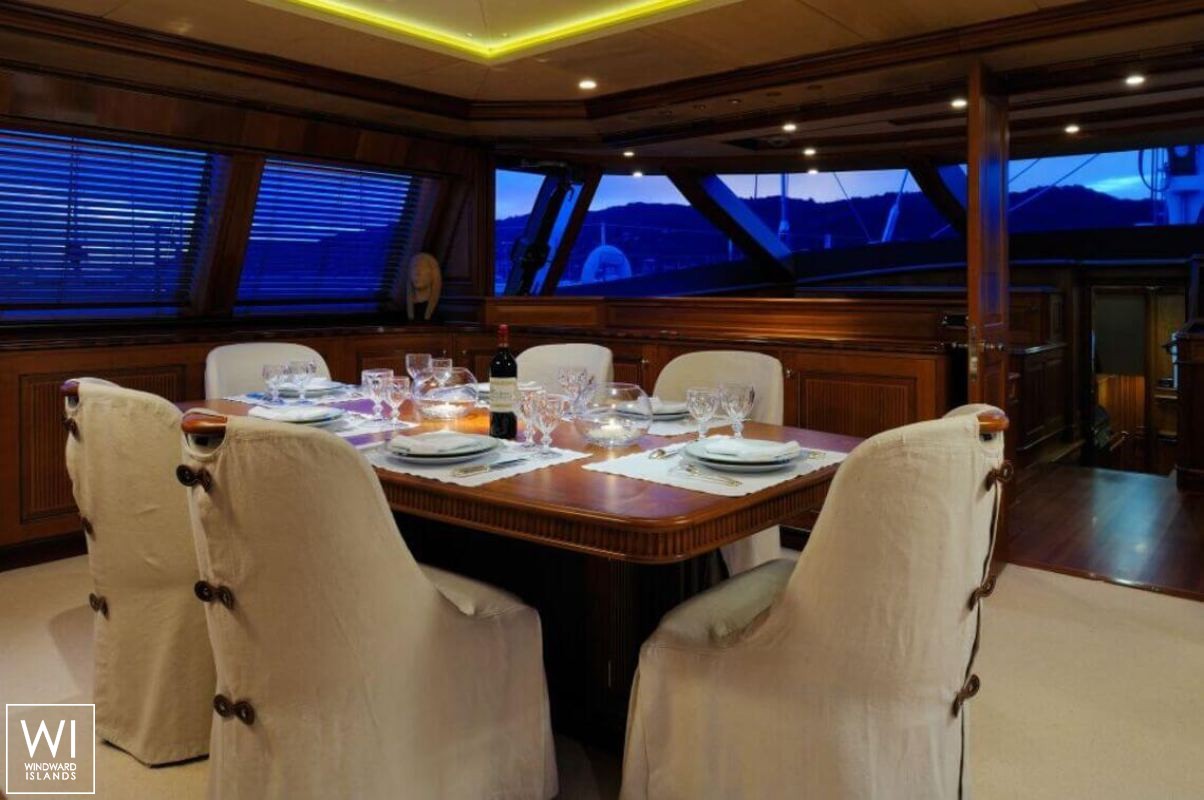 Drumbeat (ex Salperton) Alloy Yachts Sloop 53M Interior 18